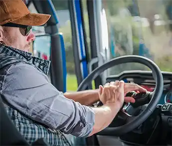 Camionero con Gorra